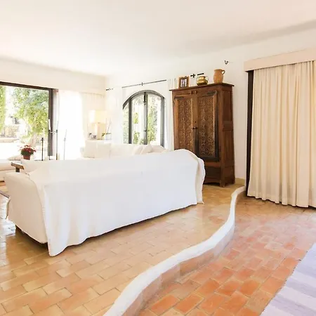 Luxurious Ibiza Casa Pacifica 6 Bedrooms Large Outdoor Dining Area Villa Santa Eularia des Riu