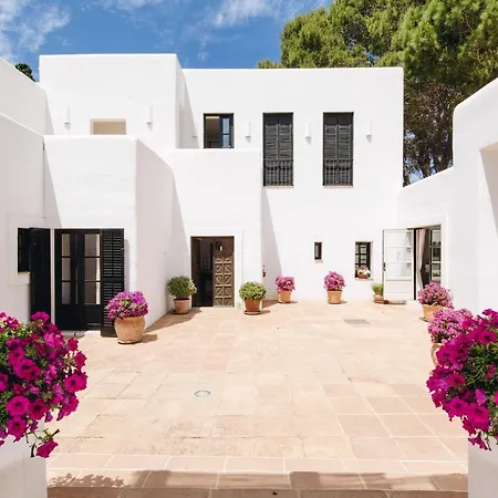 Luxurious Ibiza Casa Pacifica 6 Bedrooms Large Outdoor Dining Area Villa Santa Eularia des Riu