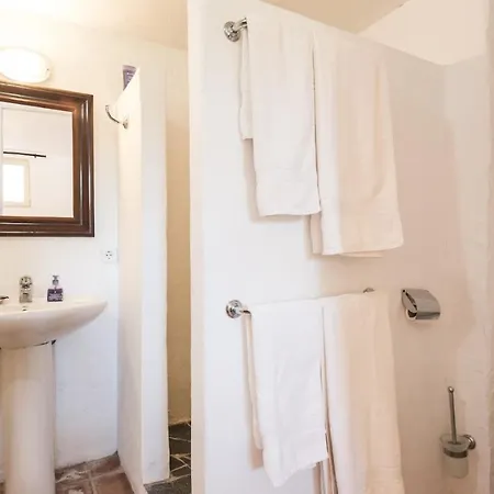 Villa Luxurious Ibiza Casa Pacifica 6 Bedrooms Large Outdoor Dining Area&bbq San Rafael *